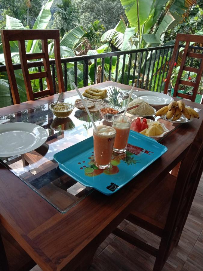 Charming View Homestay Ella Bagian luar foto