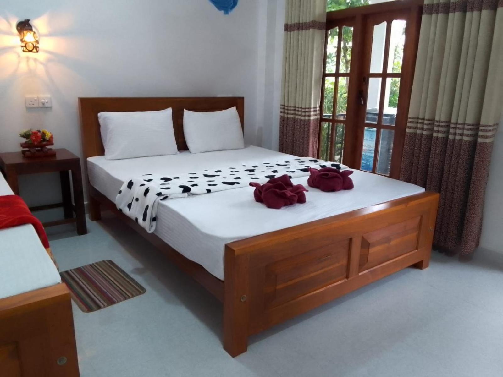 Charming View Homestay Ella Bagian luar foto