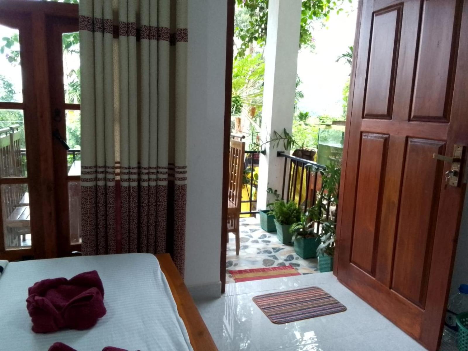 Charming View Homestay Ella Bagian luar foto